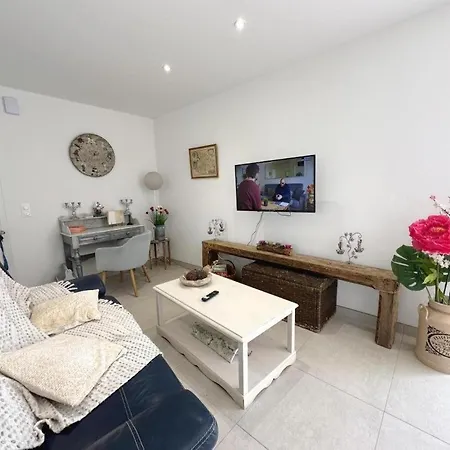 Holiday home Aux Vieux Lango *