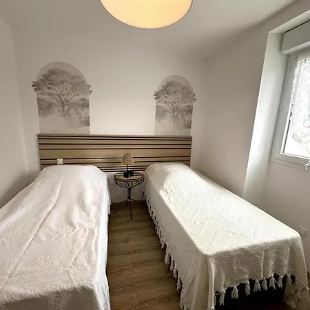 Aux Vieux Lango Holiday home